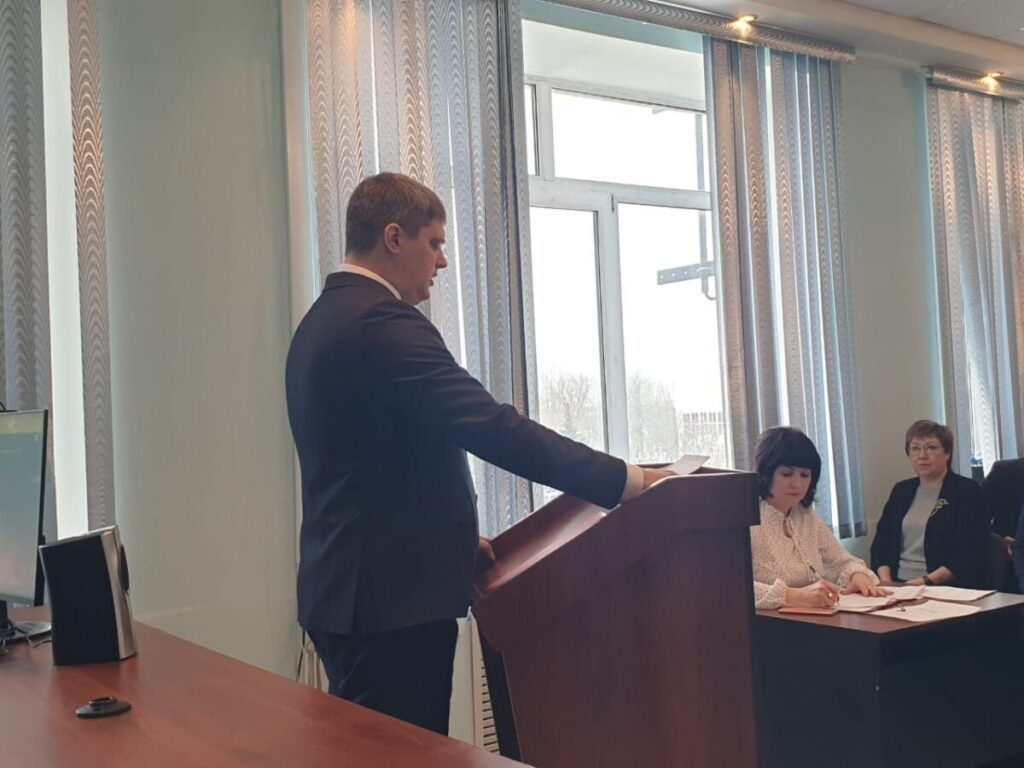 свидетель в суде. стороны участвующие в деле в гражданском процессе. объяснения сторон и третьих лиц. суд. лица в суде.