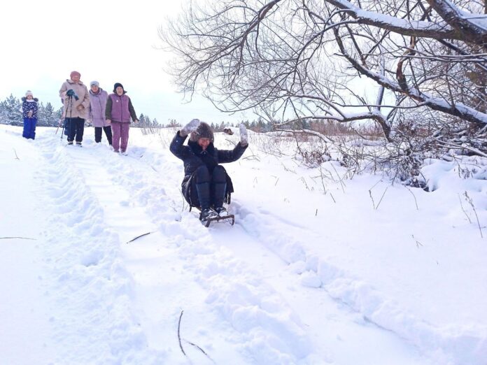 зима_снег_пенсионеры_отдых_праздник