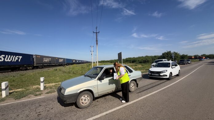 2026 06 09 ПривЖД Акция Внимание-переезд на жд переезд в Энгельском районе (пос. Карла Маркса)